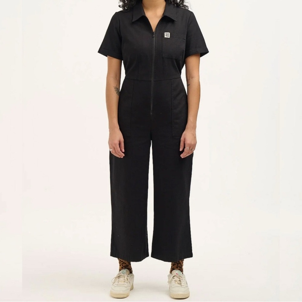 Lucy & Yak Size S US10 Black Short Sleeve Jumpsuit